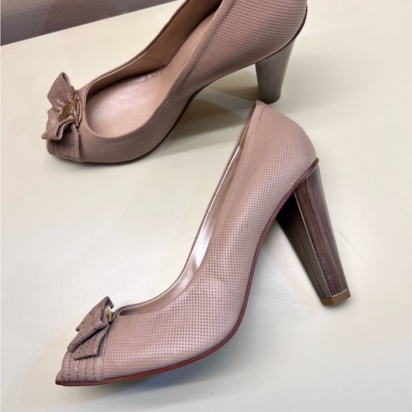 GIOVANNI GIUSTI MADE IN ITAKY Vero Cuoio Tan Peep Toe Heels with Bow Detail - Picture 5 of 11